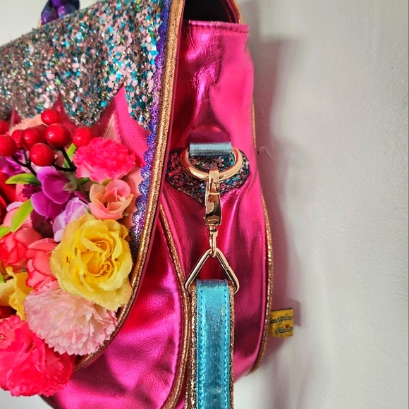 Sparkling floral metallic messenger bag - Picture 4 of 16